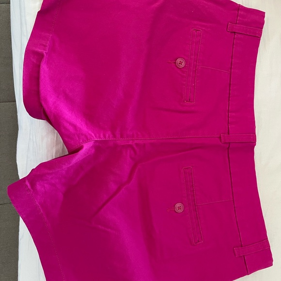 Shorts by Gap. Size 8. - Picture 2 of 3